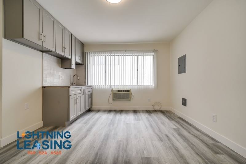 Apartment for rent at 15938 Vanowen St #11, Van Nuys, CA 91406
