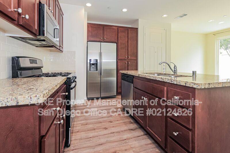 Townhouse for rent at 1741 San Jovani, San Diego, CA 92154