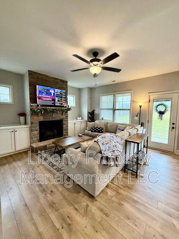 House for rent at 1218 Hayes Rd, Spring Lake, NC 28390