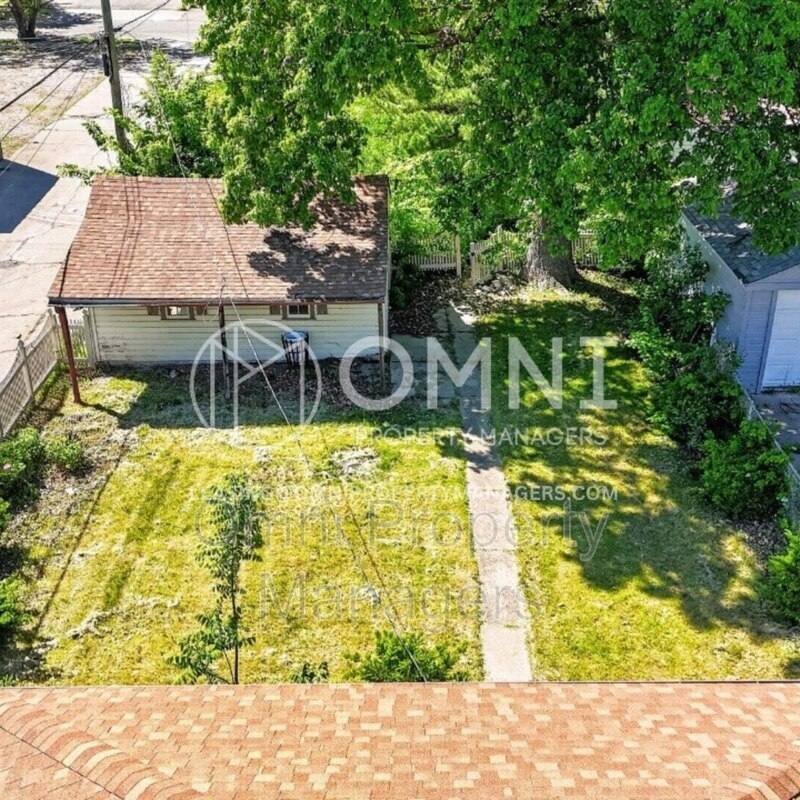 House for rent at 11529 Roxbury St, Detroit, MI 48224