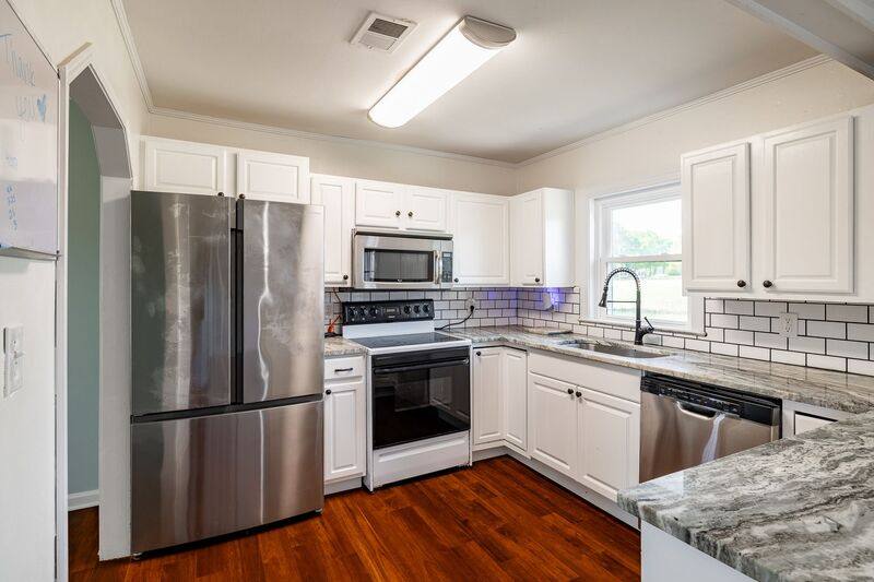 House for rent at 386 Sandy Creek Rd, Danielsville, GA 30633