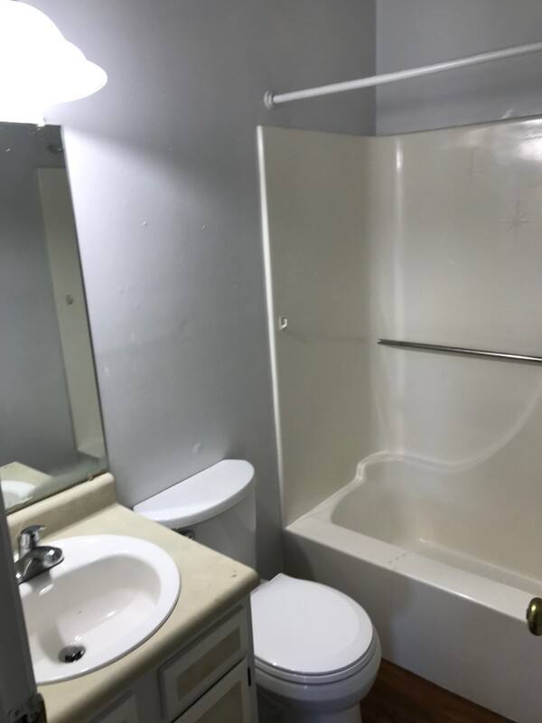 Townhouse for rent at 711 Bunker Hill Rd #16, Ashtabula, OH 44004