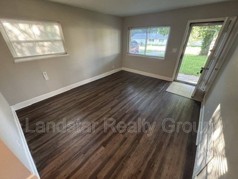 House for rent at 4721 Granada Dr, Louisville, KY 40272