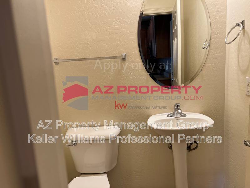 Condo for rent at 15240 N 142nd Ave #1121, Surprise, AZ 85379