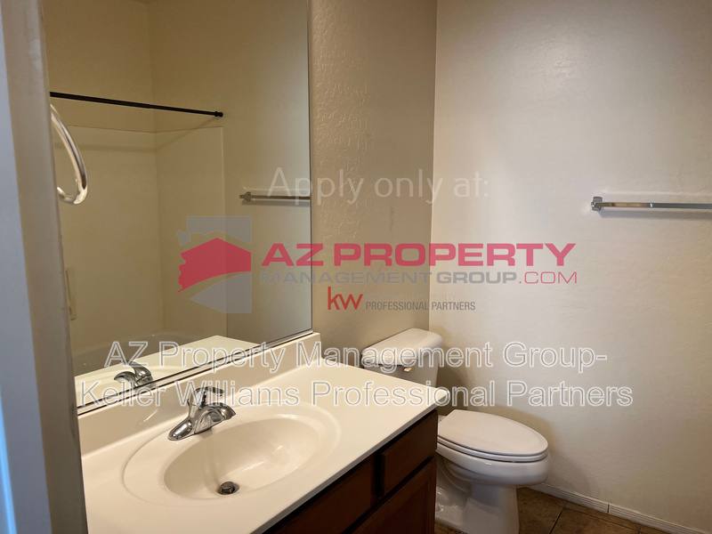 Condo for rent at 15240 N 142nd Ave #1121, Surprise, AZ 85379