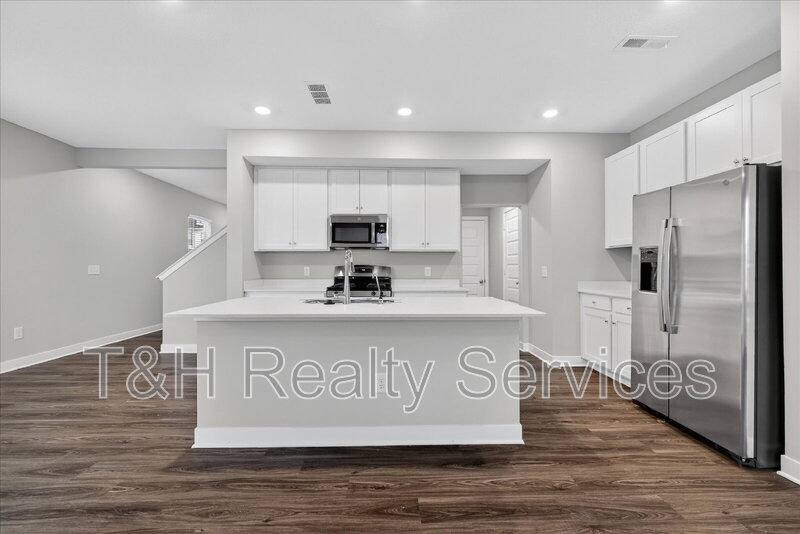 Townhouse for rent at 9586 Beckett St, Avon, IN 46123
