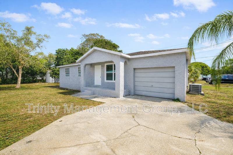 House for rent at 360 Jeru Blvd, Tarpon Springs, FL 34689