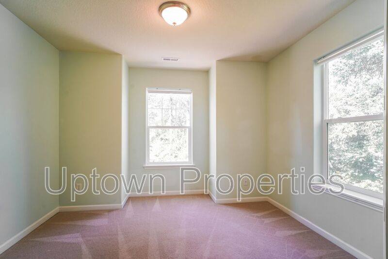 Townhouse for rent at 7306 SW Kelsi Court, Portland, OR 97223