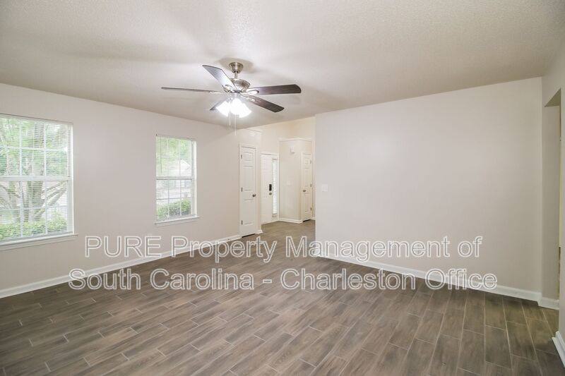 House for rent at 312 Macgregor Dr, Summerville, SC 29486