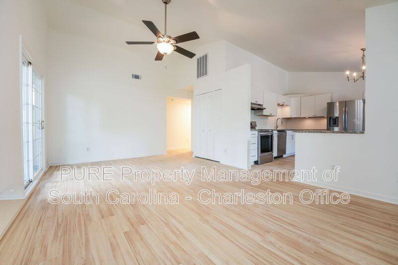 House for rent at 312 Macgregor Dr, Summerville, SC 29486