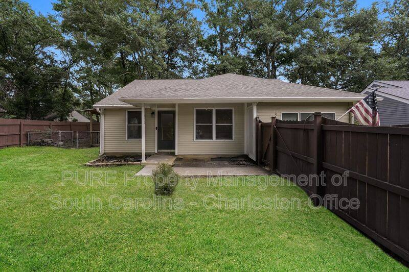 House for rent at 312 Macgregor Dr, Summerville, SC 29486