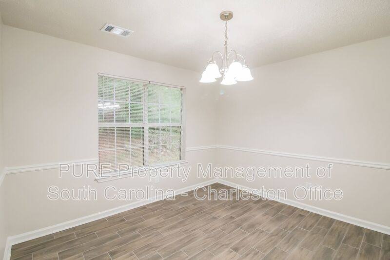 House for rent at 312 Macgregor Dr, Summerville, SC 29486