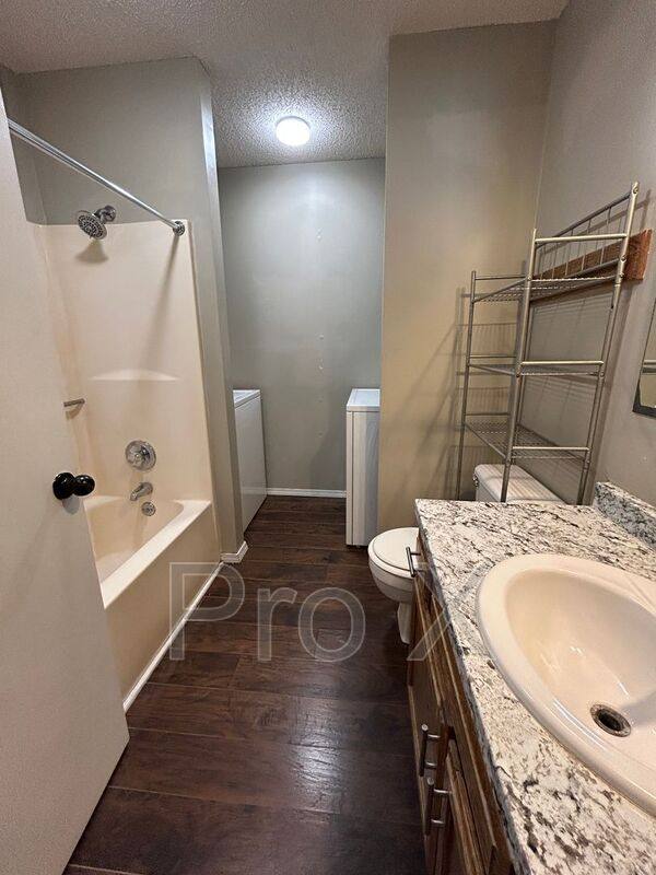 Apartment for rent at 517 E Washington #A, Pittsburg, KS 66762