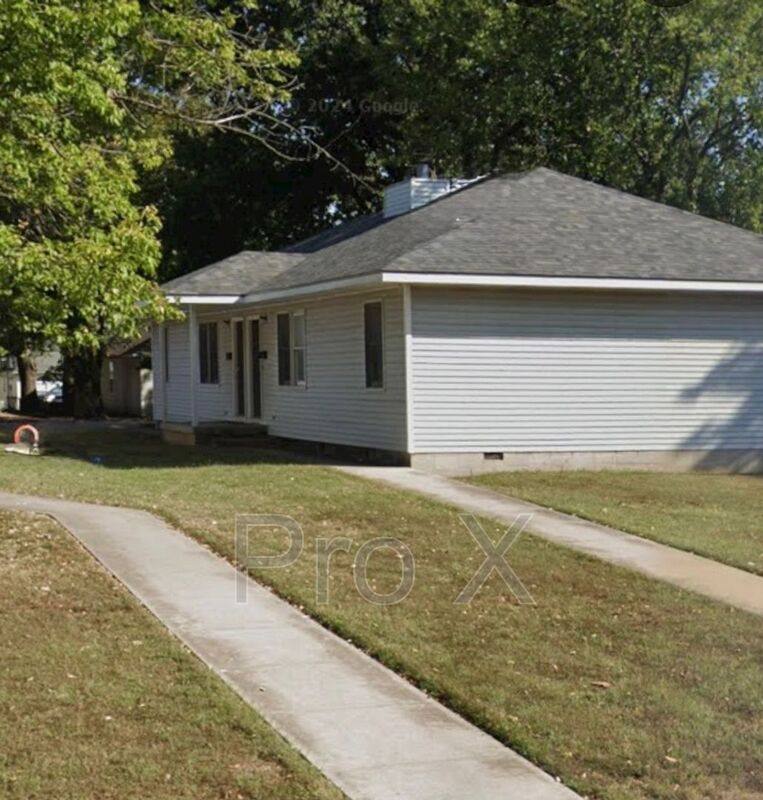Apartment for rent at 517 E Washington #A, Pittsburg, KS 66762