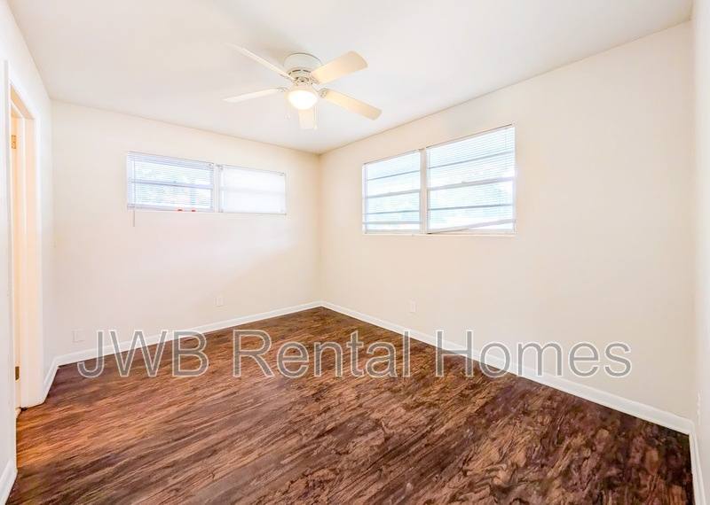 House for rent at 2225 Corot Dr, Jacksonville, FL 32210