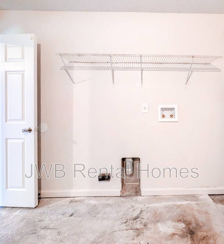 House for rent at 2037 Sessions Lane, Jacksonville, FL 32207