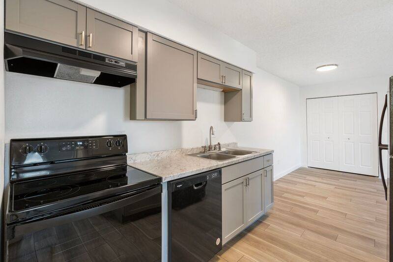 Apartment for rent at 3170 W Greenwood St #34, Springfield, MO 65807
