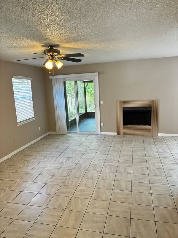 Townhouse for rent at 11671 Tanager Dr #1, Jacksonville, FL 32225