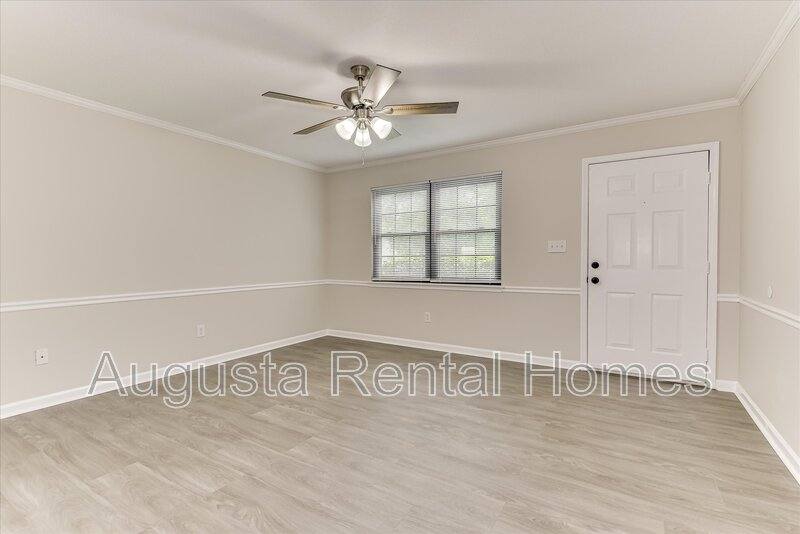 Townhouse for rent at 204-1 2 W Buena Vista Ave #1, North Augusta, SC 29841