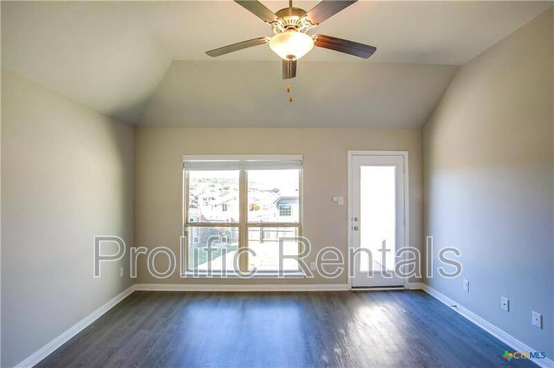 House for rent at 805 Stockdale Rd, Copperas Cove, TX 76522