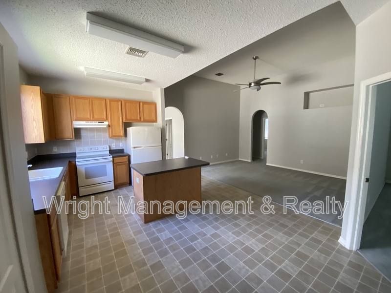 House for rent at 1439 Loretto Circle, Odessa, FL 33556