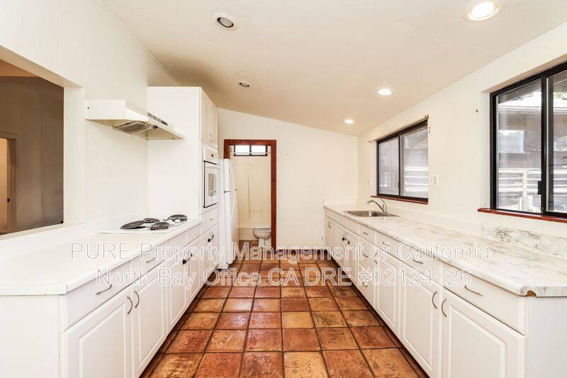 House for rent at 201 Meadowlark Lane S, Sonoma, CA 95476