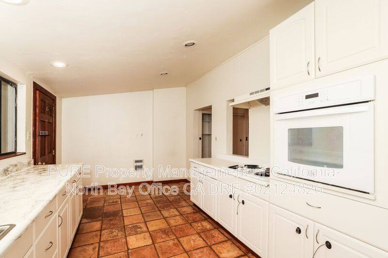 House for rent at 201 Meadowlark Lane S, Sonoma, CA 95476