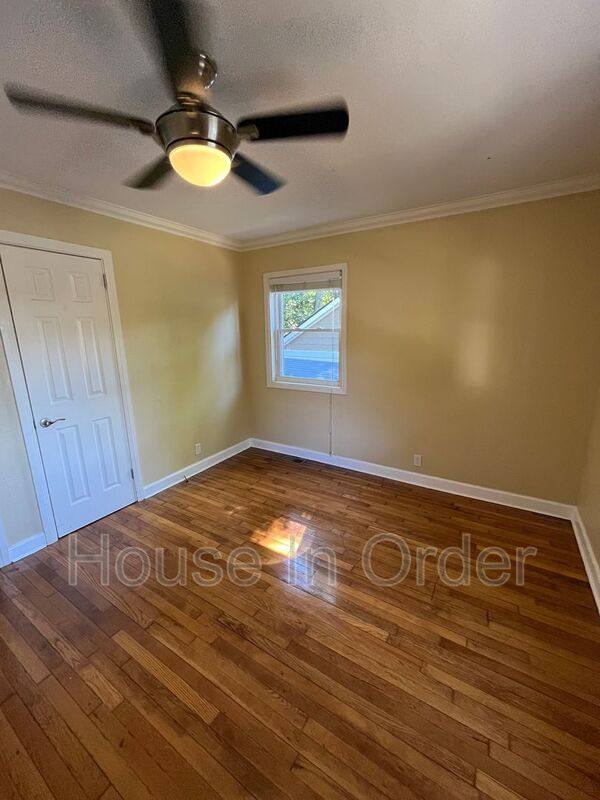 House for rent at 34 Erskine Ave, Asheville, NC 28801