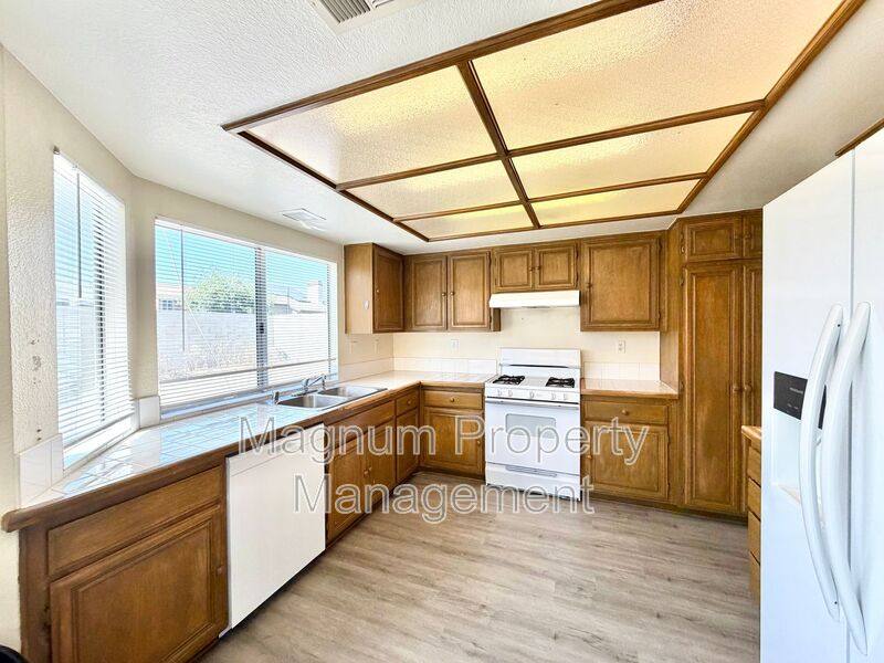 House for rent at 541 Ocean Ave, Perris, CA 92571