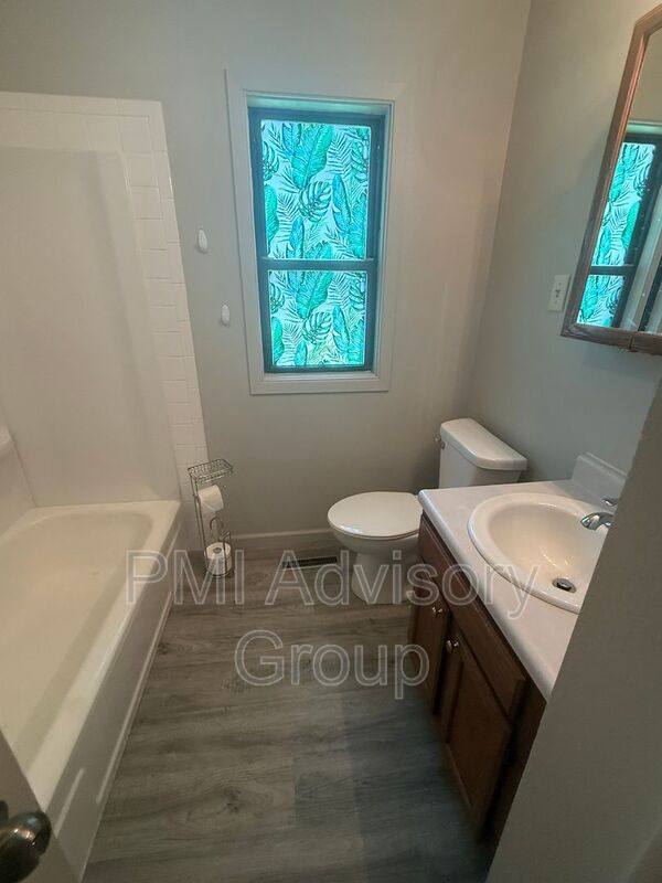 House for rent at 6604 SW Meadowdale Dr, Topeka, KS 66619
