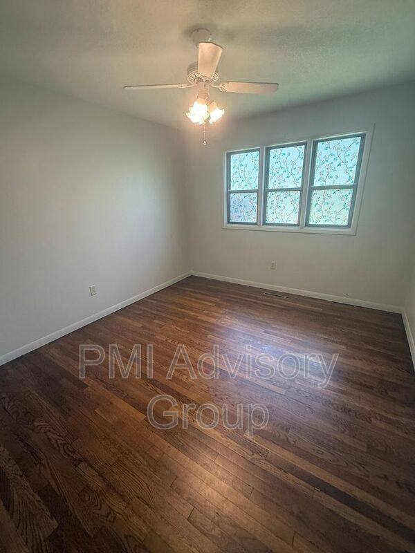 House for rent at 6604 SW Meadowdale Dr, Topeka, KS 66619