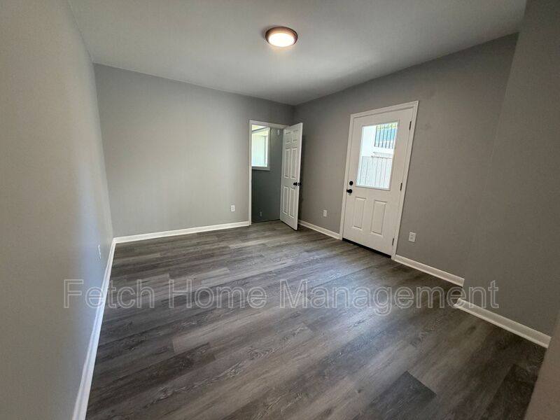 Apartment for rent at 3 N Main St, Stewartstown, PA 17363