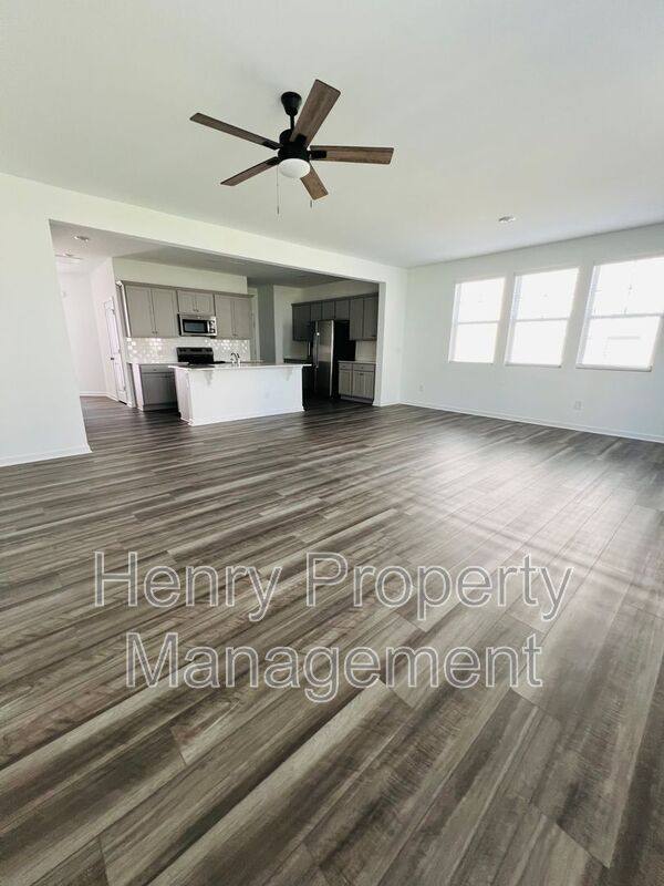 Townhouse for rent at 387 Thompson Overlook Way, Smithfield, NC 27577