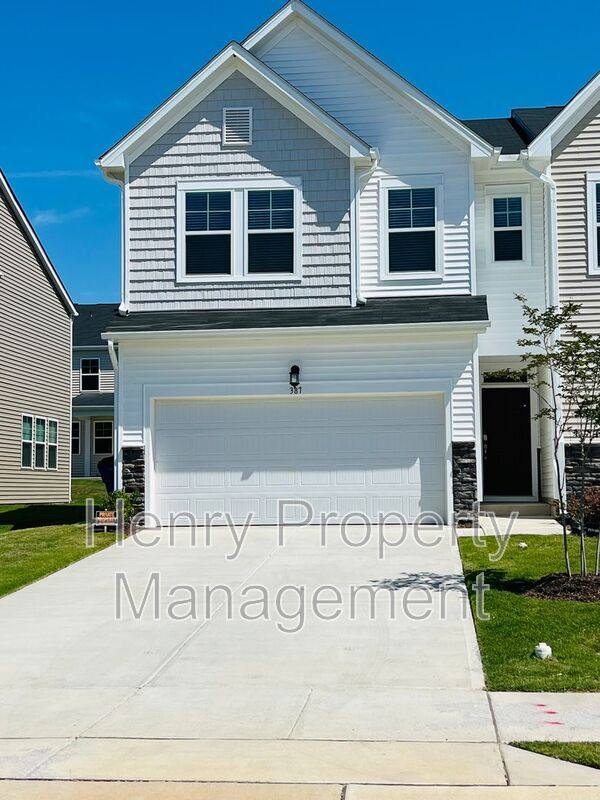 Townhouse for rent at 387 Thompson Overlook Way, Smithfield, NC 27577