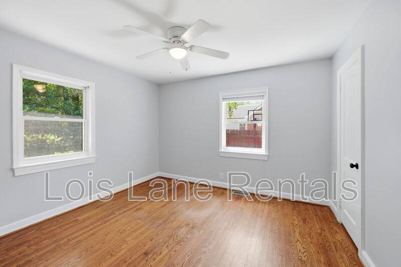 House for rent at 2043 Wappoo Dr, Charleston, SC 29412