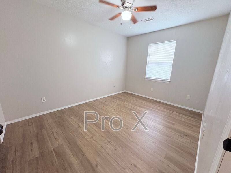 Apartment for rent at 3802 College View Dr 1-8 #7, Joplin, MO 64801