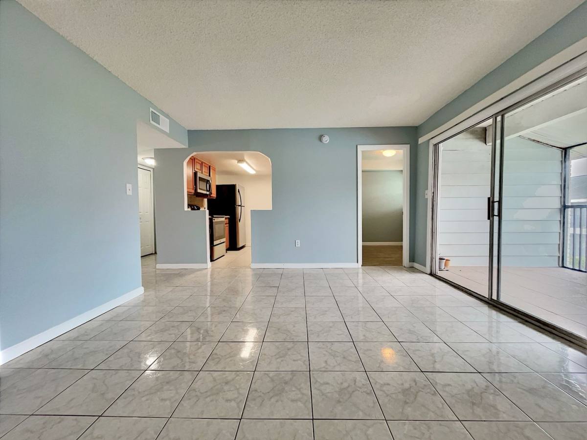 Condo for rent at 865 Sky Lake Circle, Orlando, FL 32809