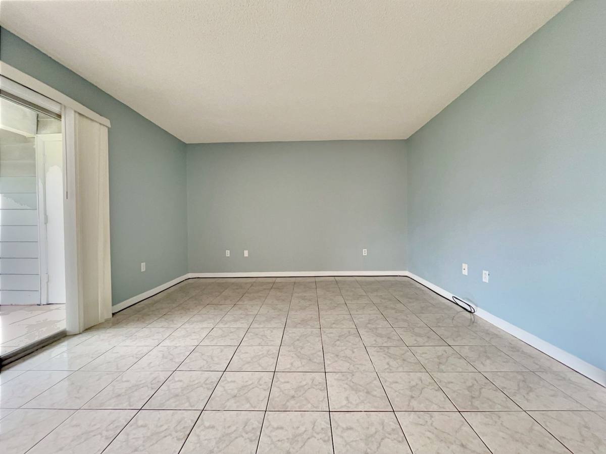 Condo for rent at 865 Sky Lake Circle, Orlando, FL 32809
