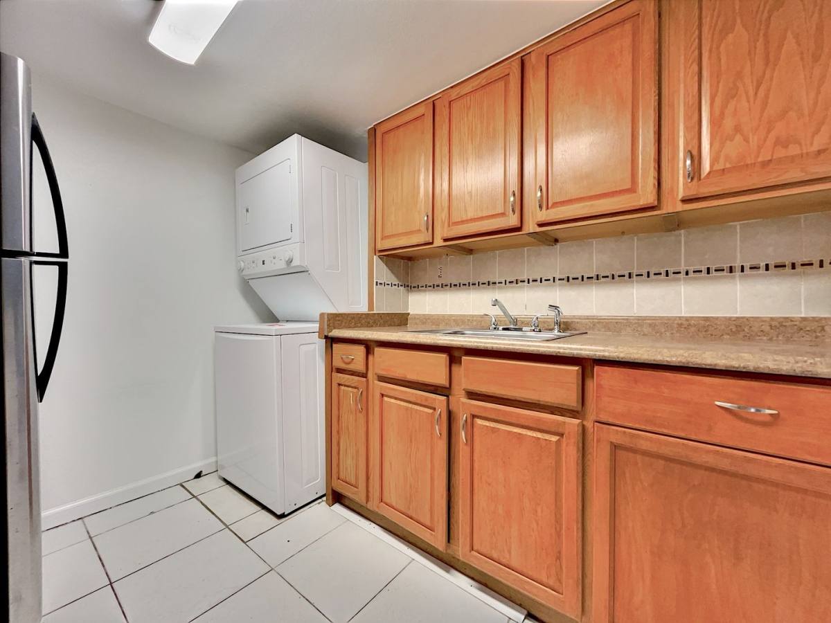 Condo for rent at 865 Sky Lake Circle, Orlando, FL 32809