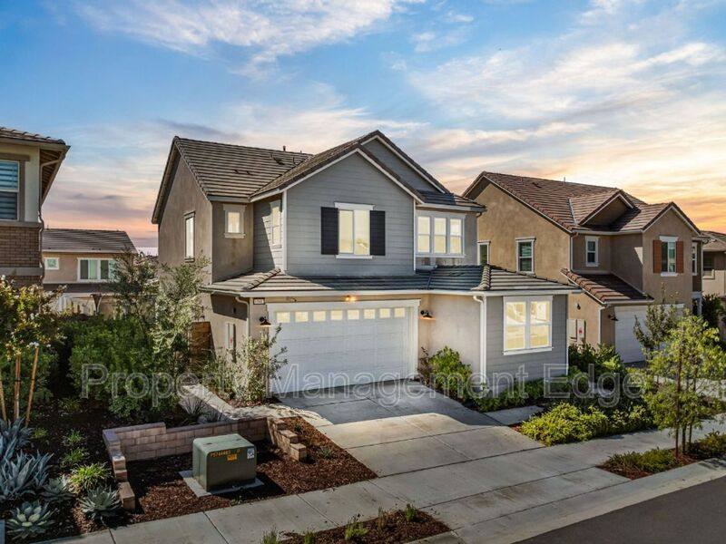 House for rent at 32017 Radiant Dr, Temecula, CA 92591