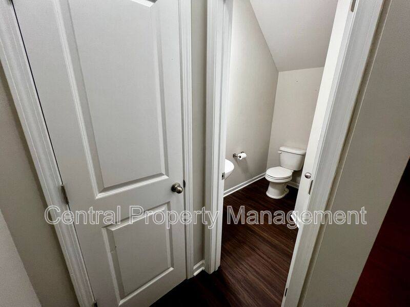 Townhouse for rent at 43 Moorlyn Lane, Greer, SC 29650