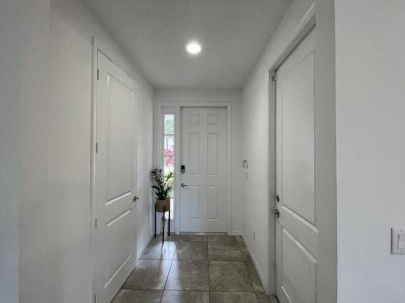 Townhouse for rent at 12885 Trevi Isle, Palm Beach Gardens, FL 33418