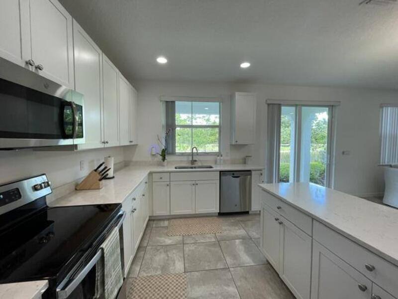 Townhouse for rent at 12885 Trevi Isle, Palm Beach Gardens, FL 33418