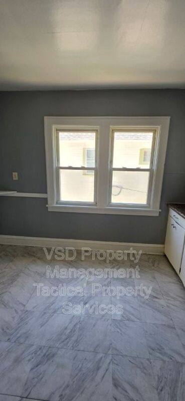 Apartment for rent at 4024 E 143 St #UP, Cleveland, OH 44128