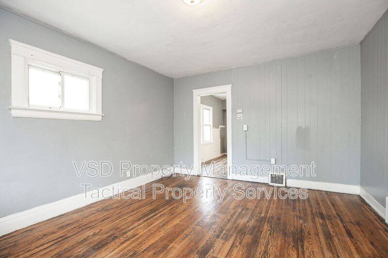 Apartment for rent at 6924 Claasen Ave #UP, Cleveland, OH 44105