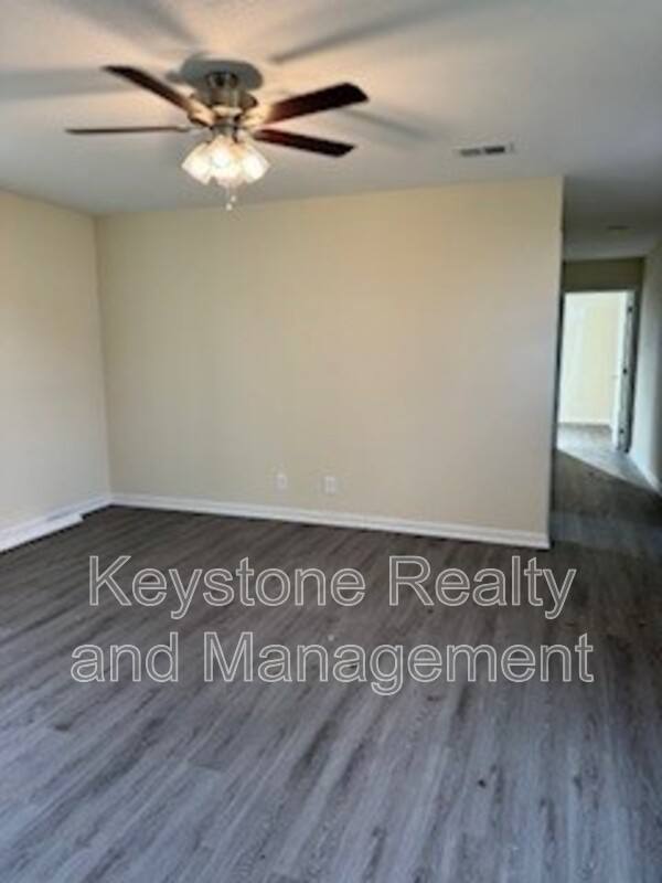 House for rent at 205 Emma St #45, Oak Grove, KY 42262