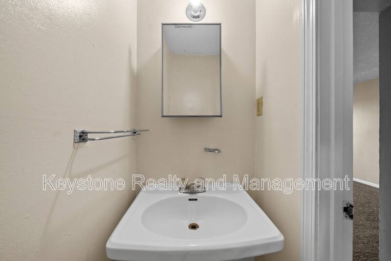 Townhouse for rent at 1070 Pembroke Oak Grove Rd #27, Oak Grove, KY 42262