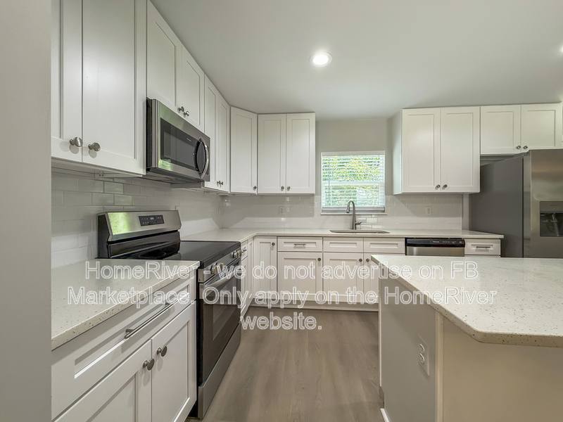 House for rent at 356 Duray Court, Jacksonville, FL 32208