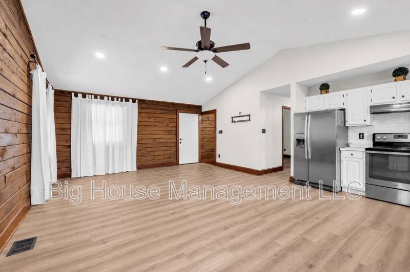 House for rent at 1155 Old Linden Rd, Linden, VA 22642