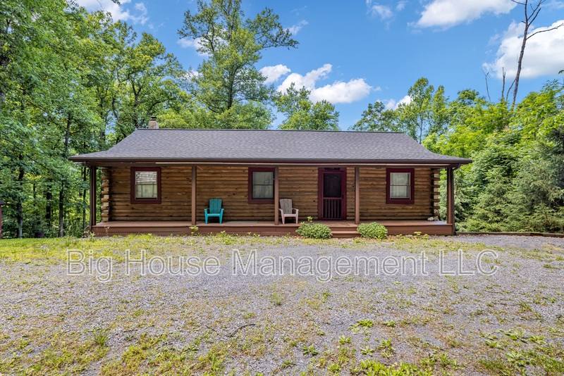 House for rent at 1155 Old Linden Rd, Linden, VA 22642